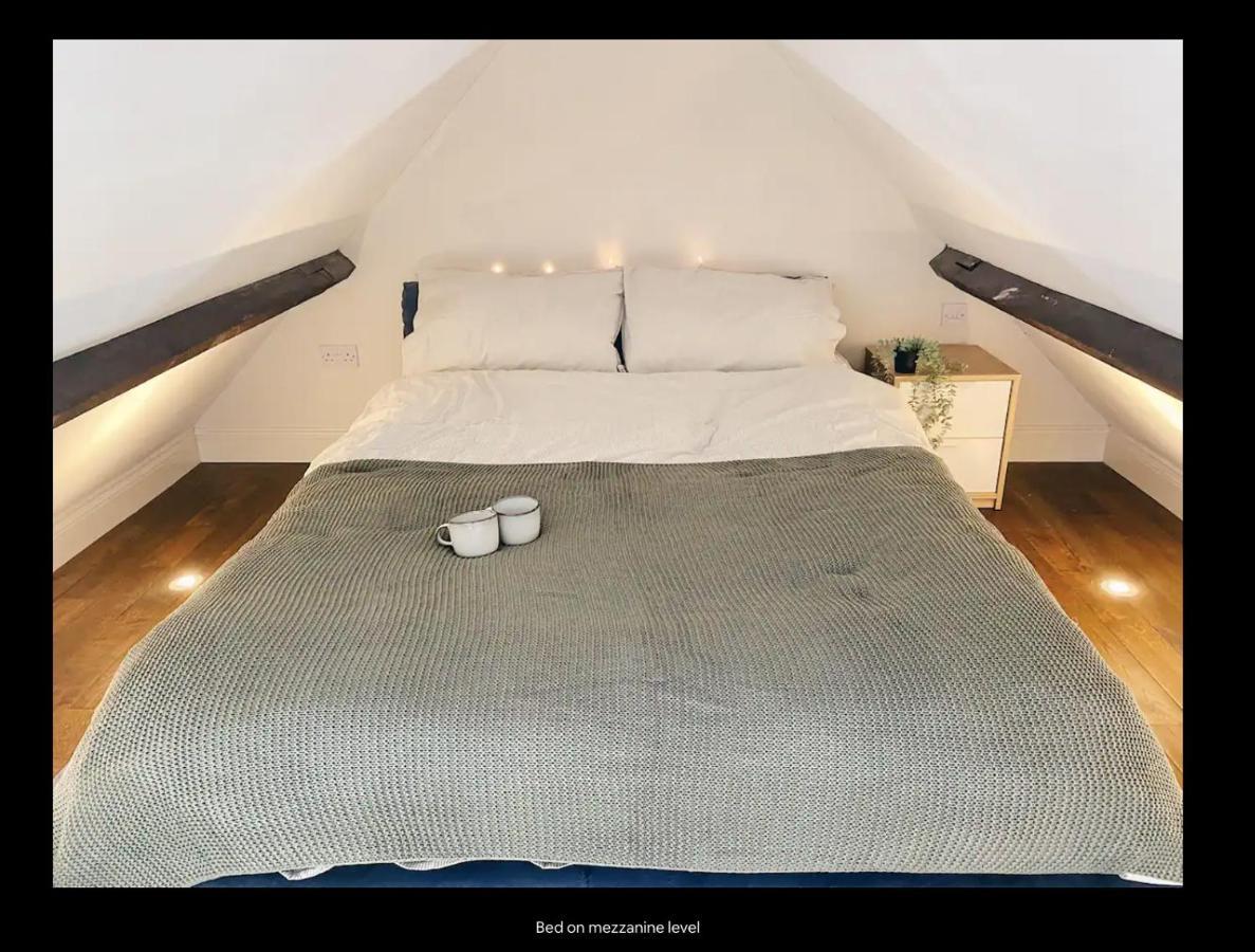 Mezzanine Studio Apartment لندن المظهر الخارجي الصورة