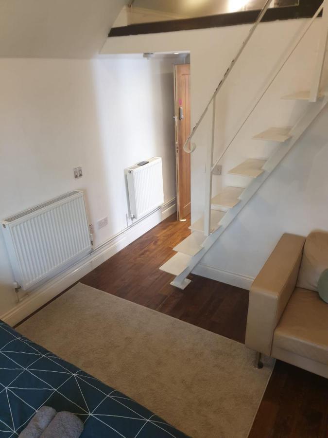 Mezzanine Studio Apartment لندن المظهر الخارجي الصورة
