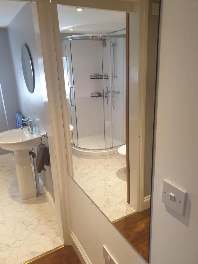Mezzanine Studio Apartment لندن المظهر الخارجي الصورة