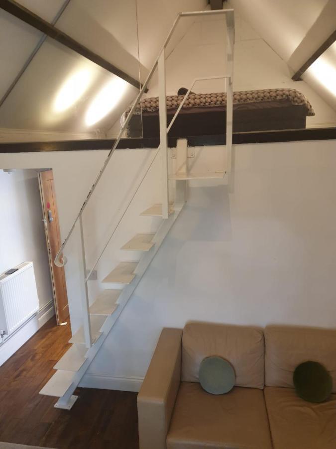 Mezzanine Studio Apartment لندن المظهر الخارجي الصورة