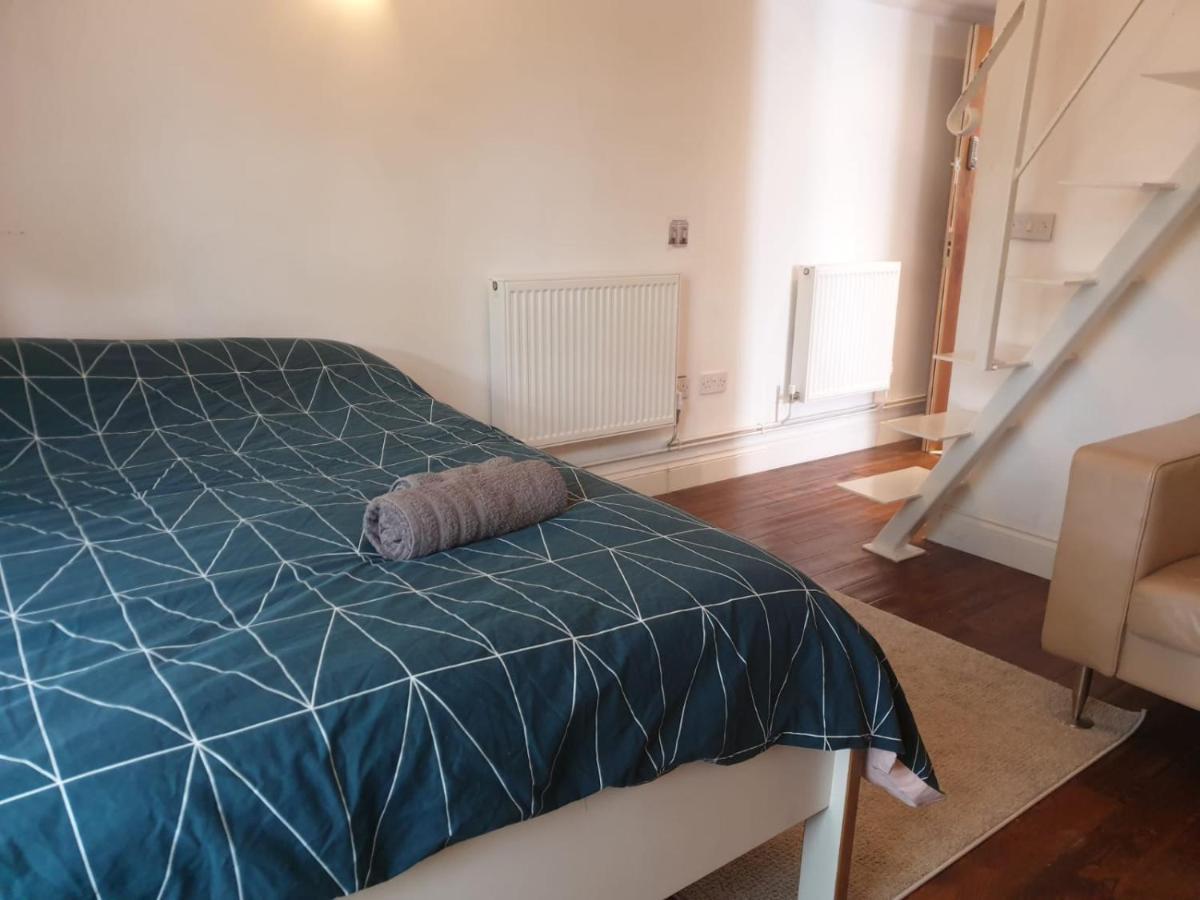 Mezzanine Studio Apartment لندن المظهر الخارجي الصورة